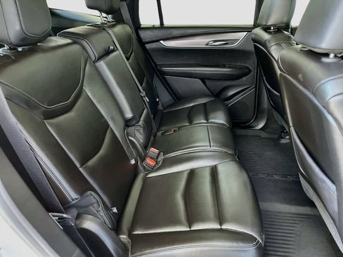 Used 2025 Cadillac XT6 Luxury w/ LPO, Floor Liner Package AWD/4WD image 30
