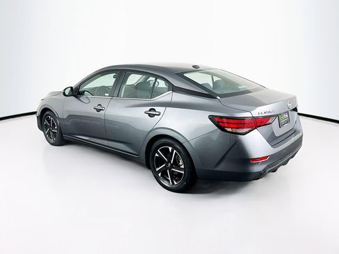 Used 2024 Nissan Sentra SV image 5