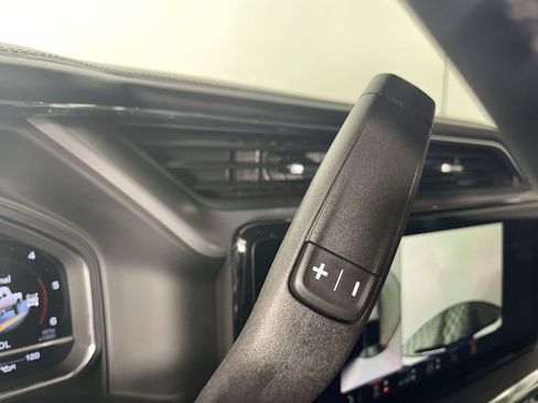 Used 2025 GMC Sierra 3500 Denali w/ Denali Reserve Package image 15