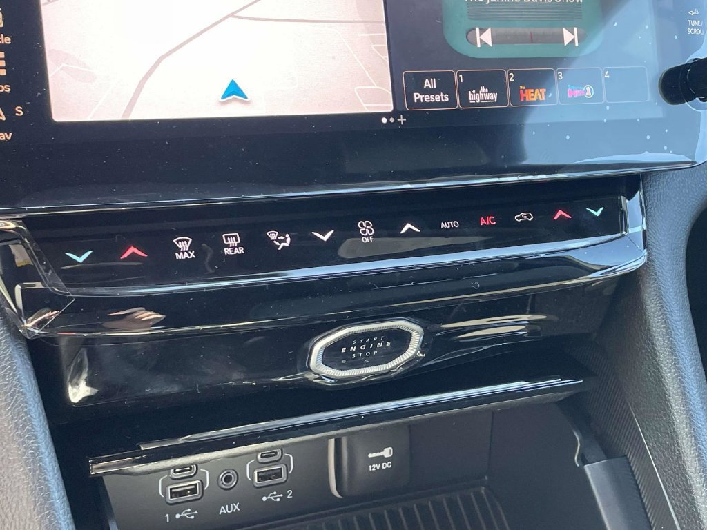 New 2027 Jeep Grand Cherokee 4WD image 38