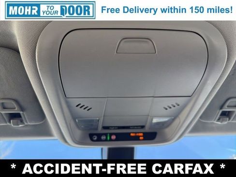 Used 2018 Chevrolet Equinox LS image 27