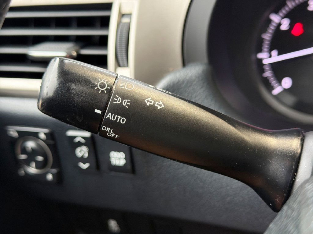 Used 2015 Lexus GX 460 w/ Navigation Package AWD/4WD image 28