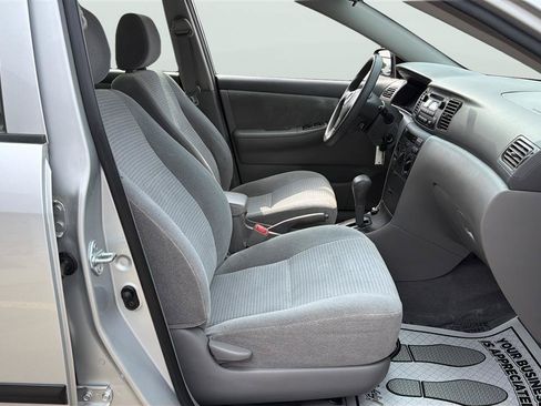Used 2007 Toyota Corolla CE w/ Upgrade Pkg FWD image 13