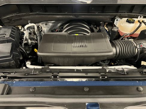 Used 2024 Chevrolet Silverado 1500 High Country AWD/4WD image 8