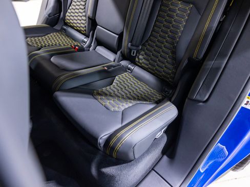 Used 2022 Lamborghini Urus image 35