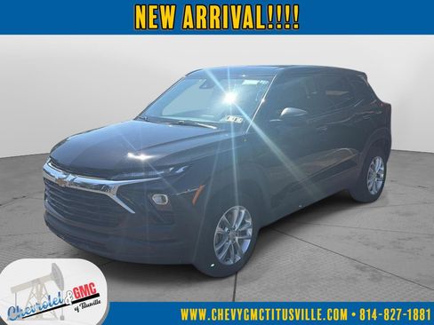 Used 2025 Chevrolet TrailBlazer LS w/ LS Convenience Package AWD/4WD image 2
