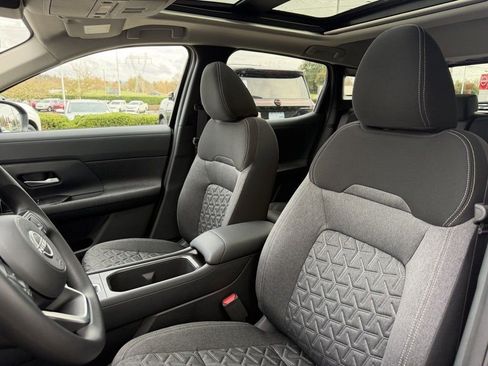 New 2026 Nissan Kicks SV w/ SV Premium Package AWD/4WD image 13