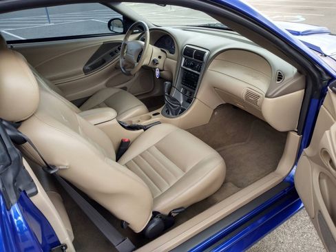 Used 2004 Ford Mustang GT RWD image 6