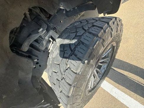 Used 2020 Ford F150 Lariat RWD image 5