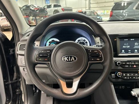 Used 2019 Kia Niro LX FWD image 16