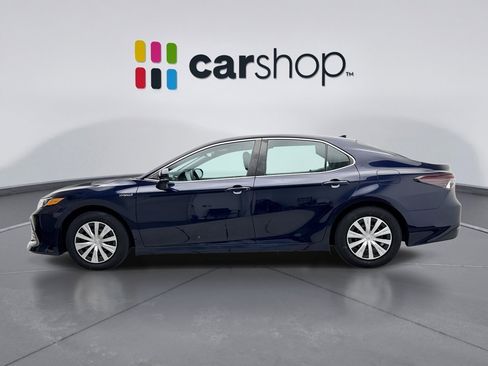Used 2021 Toyota Camry LE image 2
