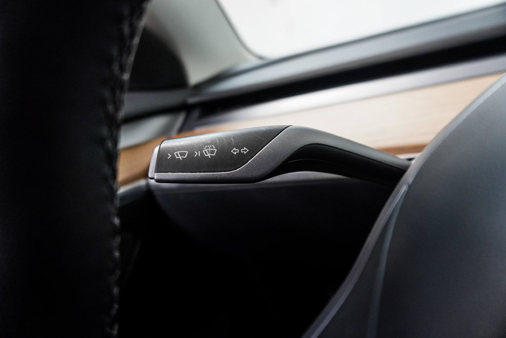 Used 2023 Tesla Model 3 Standard Range RWD image 17