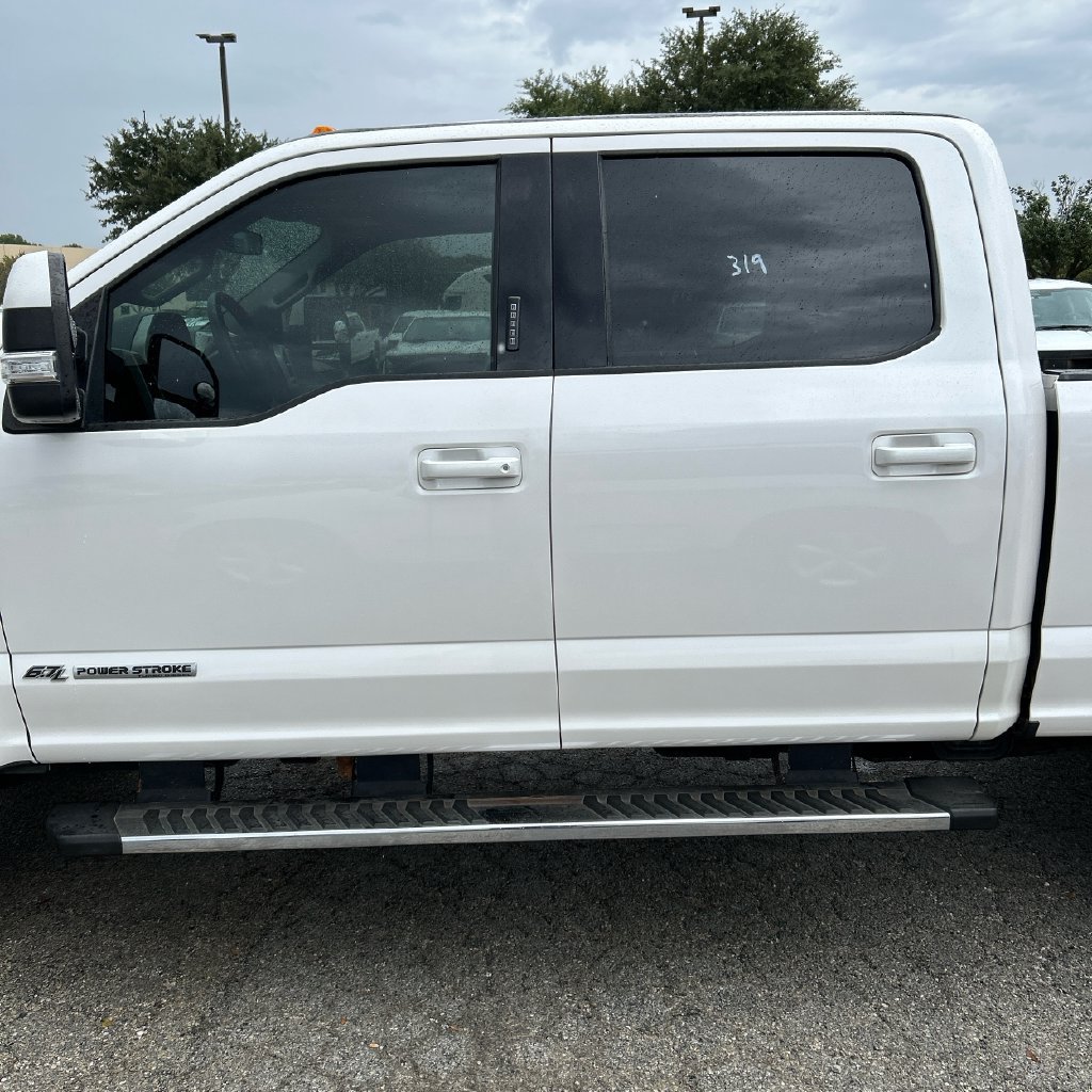 Used 2019 Ford F250 Lariat w/ Lariat Value Package AWD/4WD image 8