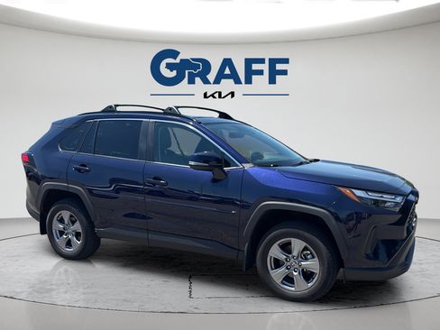 Used 2025 Toyota RAV4 XLE w/ Convenience Package AWD/4WD image 10
