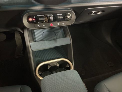 Certified 2025 MINI Cooper Countryman S w/ Comfort Package Max image 11