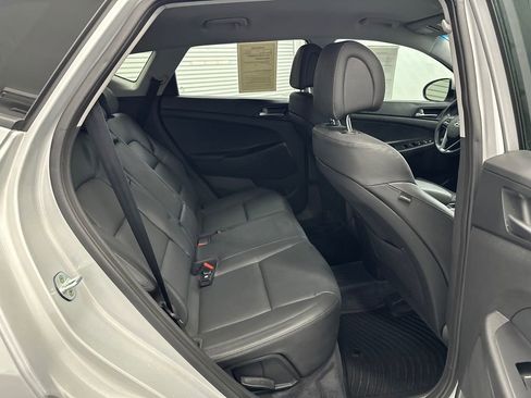 Used 2016 Hyundai Tucson Limited FWD image 16