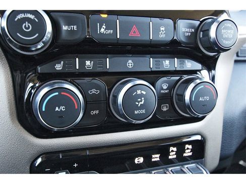 Used 2024 RAM 2500 Laramie w/ Safety Group image 21