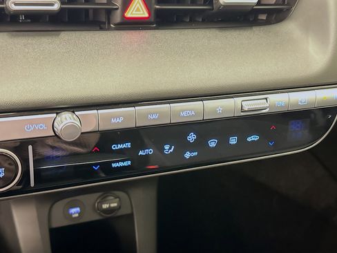 Used 2024 Hyundai Ioniq 5 SEL image 24