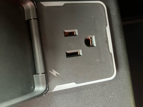 New 2026 GMC Sierra 1500 SLT w/ SLT Premium Package image 39