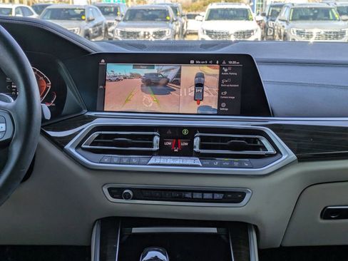 Used 2021 BMW X5 xDrive40i w/ Premium Package image 23