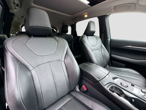 Used 2023 INFINITI QX60 Sensory w/ Cargo Package AWD/4WD image 33