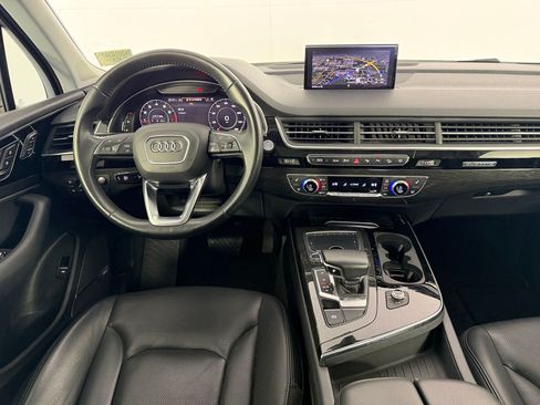 Used 2019 Audi Q7 3.0T Prestige w/ Prestige Package AWD/4WD image 30