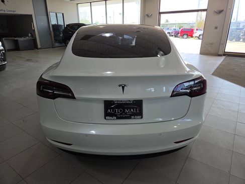 Used 2019 Tesla Model 3 Standard Range Plus RWD image 6