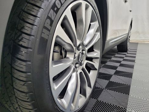 Used 2016 Lincoln MKX Reserve AWD/4WD image 31
