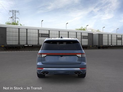 New 2026 Lincoln Aviator Black Label AWD/4WD image 5
