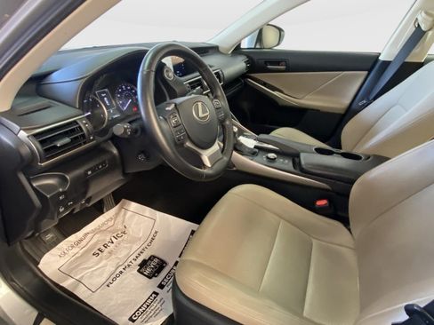 Used 2020 Lexus IS 300 AWD w/ Navigation Package image 19