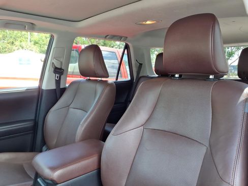 Used 2016 Toyota 4Runner Limited AWD/4WD image 12