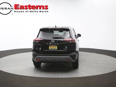 Used 2023 Nissan Rogue S AWD/4WD image 36
