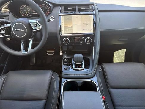 New 2024 Jaguar E-PACE R-Dynamic SE image 13