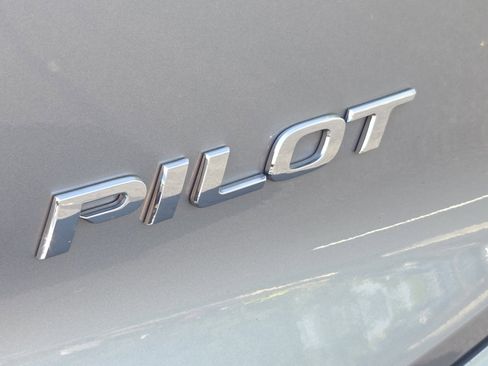Certified 2022 Honda Pilot Special Edition image 15