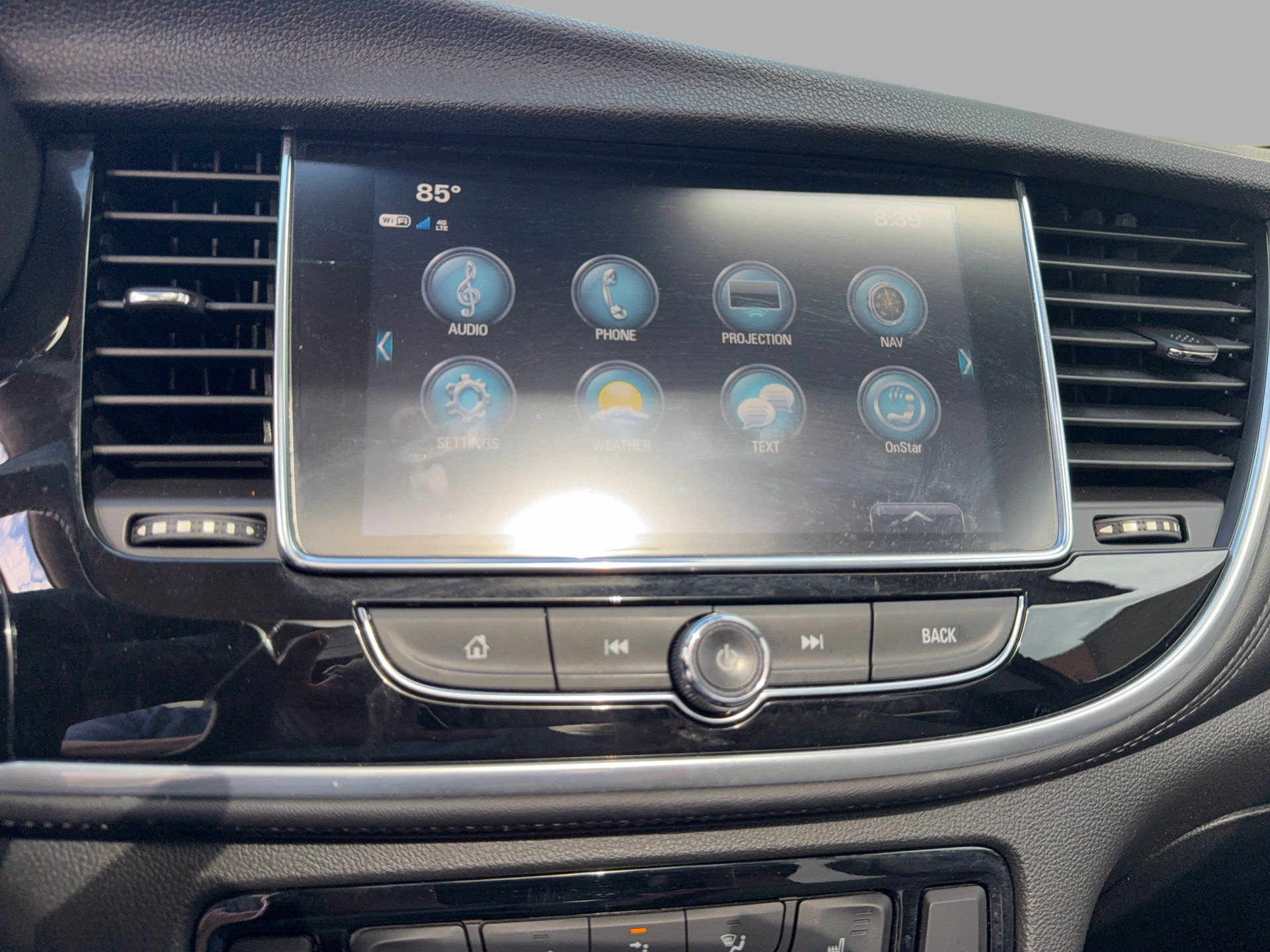 Used 2019 Buick Encore Essence w/ Experience Buick Package FWD image 14