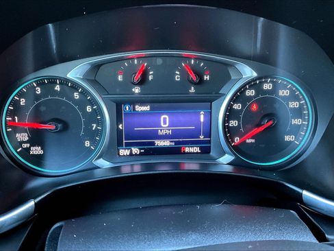 Used 2019 Chevrolet Equinox LT image 8