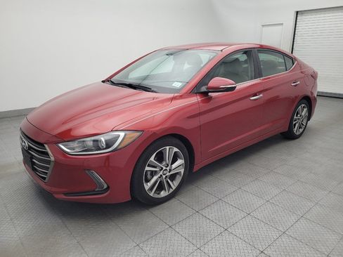 Used 2017 Hyundai Elantra Limited FWD image 2