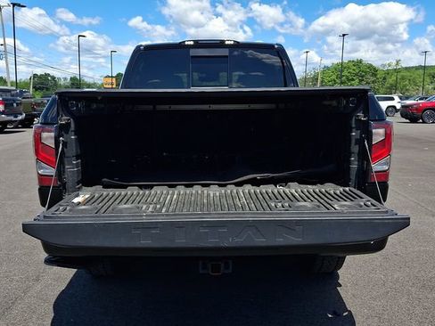 Used 2021 Nissan Titan PRO-4X w/ Pro-4x Convenience Package AWD/4WD image 32