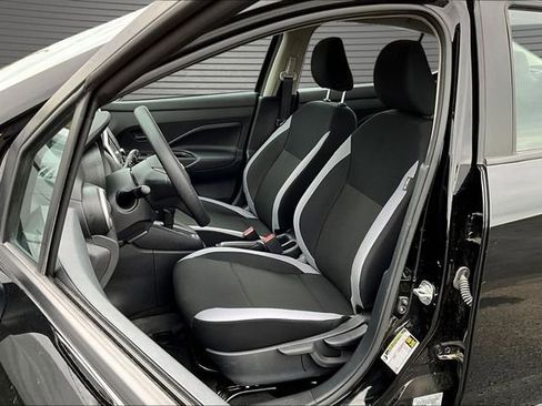 Used 2025 Nissan Versa S w/ Trunk Package FWD image 20