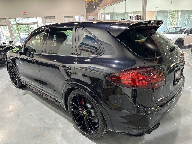Used 2014 Porsche Cayenne GTS AWD/4WD image 26