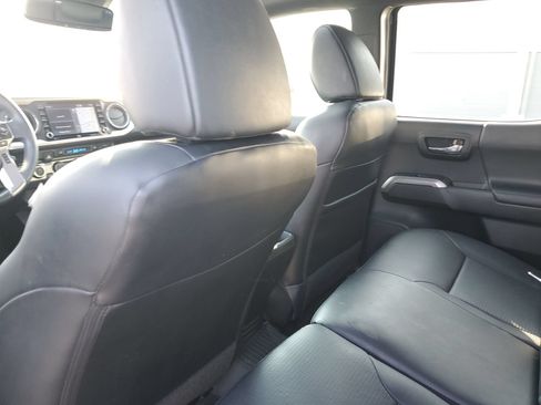 Certified 2022 Toyota Tacoma Limited w/ Nightshade Package AWD/4WD image 14
