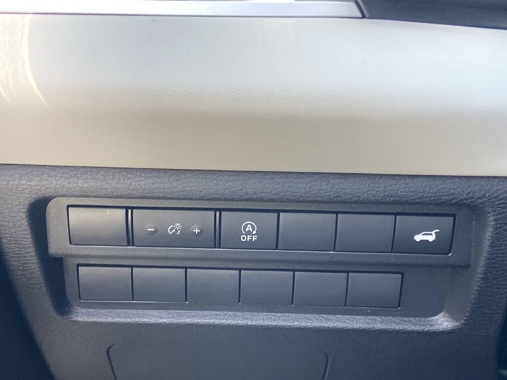 New 2026 Mitsubishi Outlander SE FWD image 14