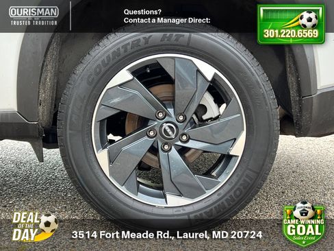 Used 2024 Nissan Rogue SV AWD/4WD image 5