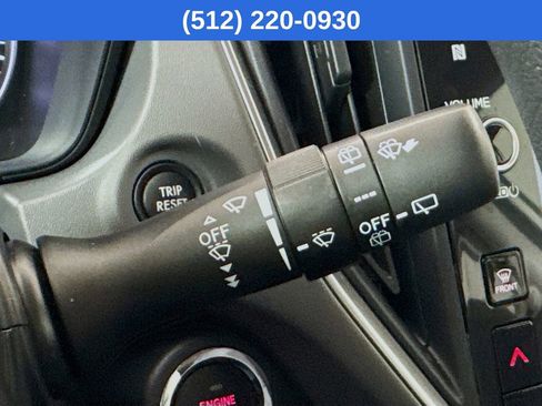 Used 2025 Subaru Crosstrek 2.0i Premium image 14