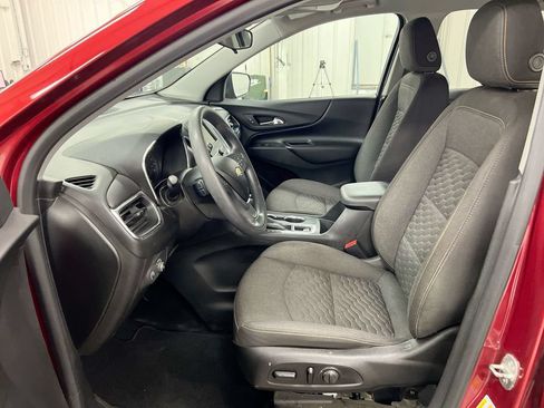 Used 2021 Chevrolet Equinox LT AWD/4WD image 19