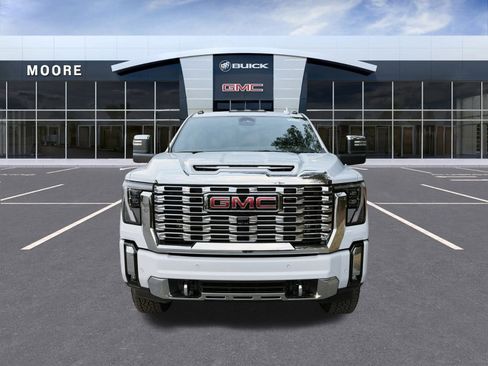New 2026 GMC Sierra 2500 Denali w/ Denali Reserve Package AWD/4WD image 8