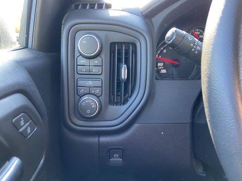 Used 2023 Chevrolet Silverado 1500 Custom image 22