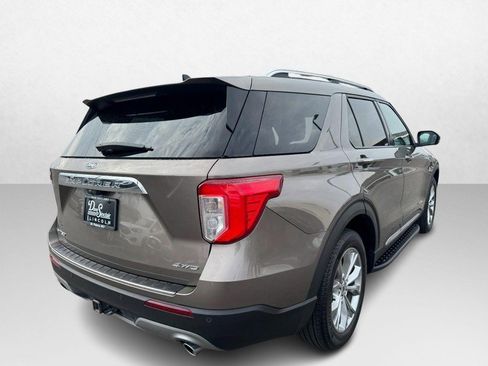 Used 2021 Ford Explorer Limited w/ Equipment Group 301A image 5