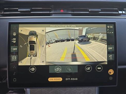 Used 2025 Land Rover Range Rover SV AWD/4WD image 25
