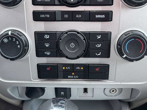 Used 2010 Mercury Mariner Premier image 18